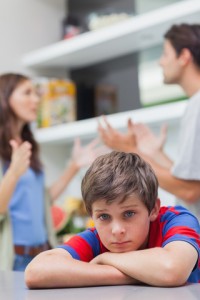 boy-parents-fighting